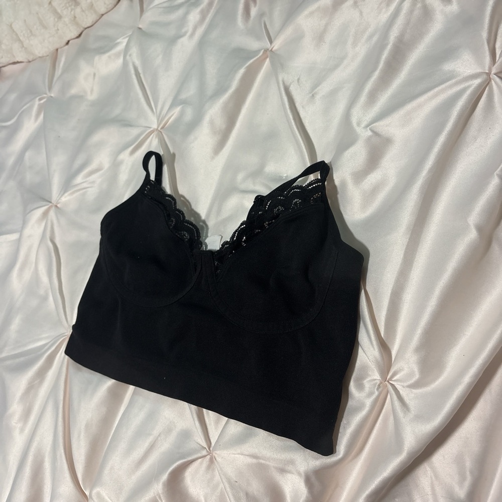 Black Lace Trim Crop Top
